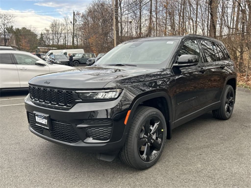 New 2025 Jeep Grand Cherokee ALTITUDE X 4X4 Sport Utility