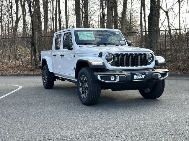 2026 Jeep Gladiator Sahara Auto's photo