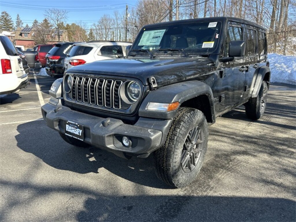 New 2026 Jeep Wrangler 4-DOOR SPORT S Sport Utility