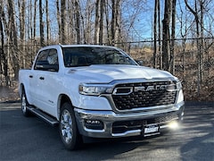 2026 Ram 1500 BIG HORN CREW CAB 4X4 5'7 BOX Pickup