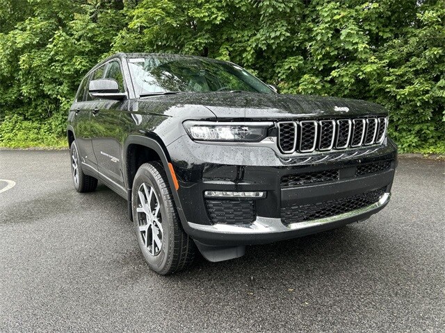 2025 Jeep Grand Cherokee L photo 2