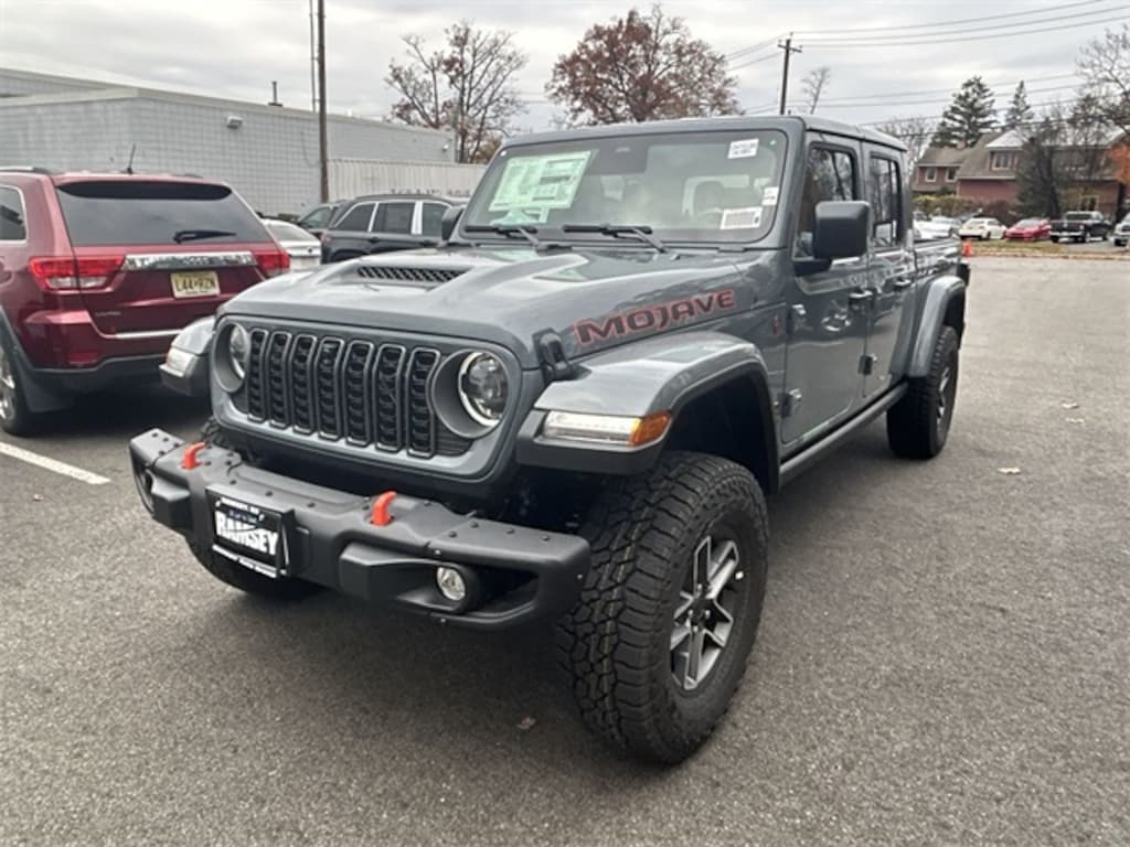 New 2026 Jeep Gladiator MOJAVE X 4X4 Pickup