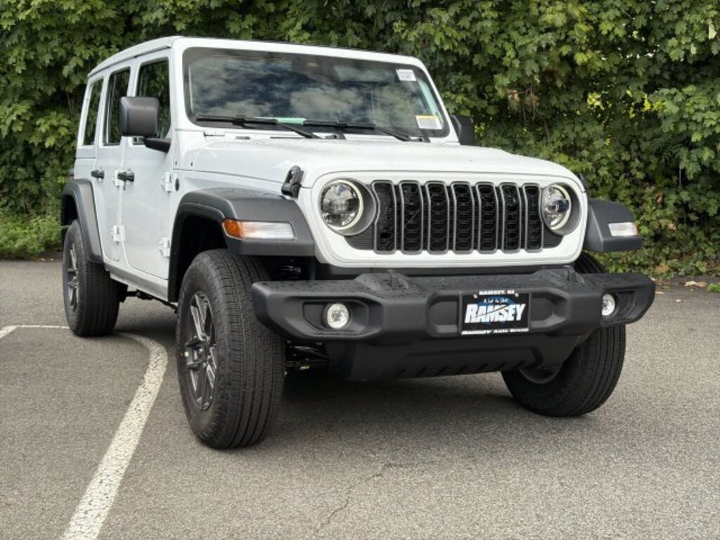 New 2027 Jeep Wrangler 4-DOOR SPORT S Sport Utility