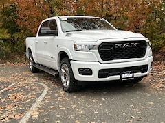 2026 Ram 1500 BIG HORN CREW CAB 4X4 5'7 BOX Pickup
