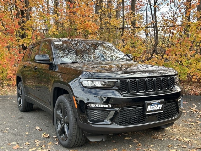 2025 Jeep Grand Cherokee Limited's photo