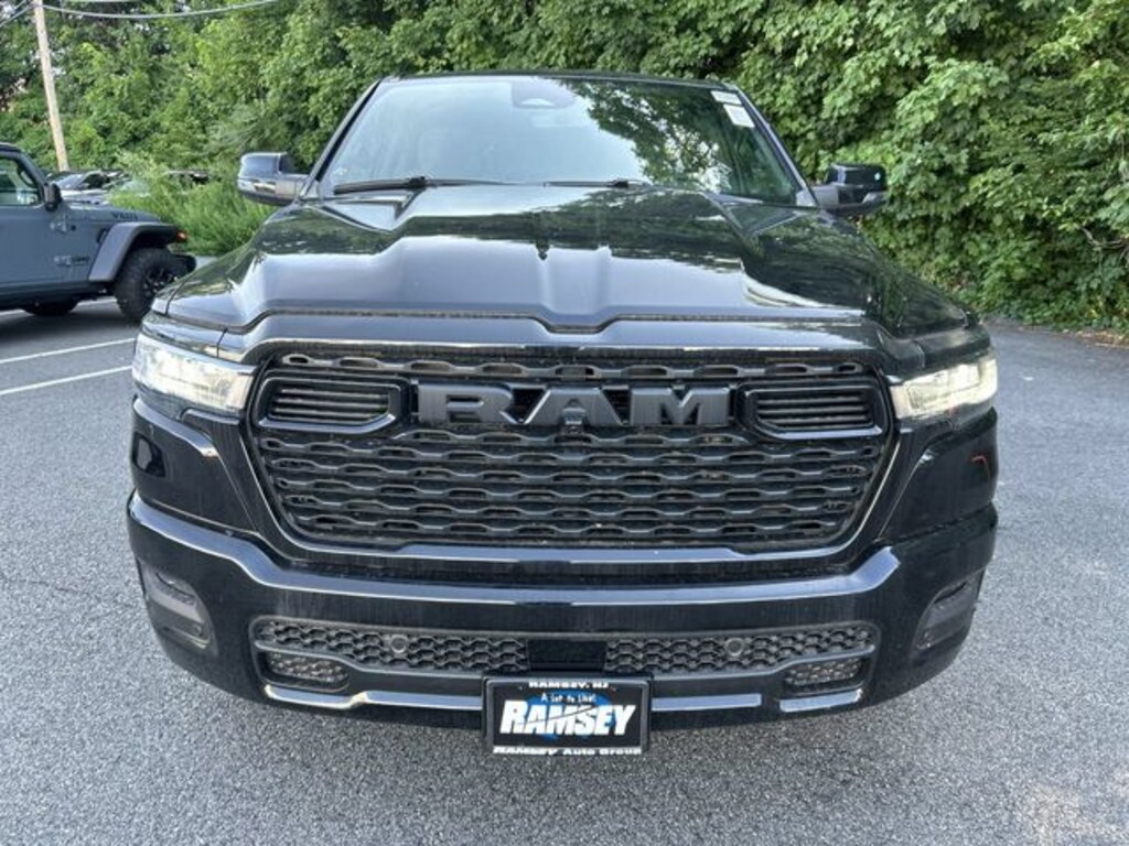 New 2026 Ram 1500 BIG HORN CREW CAB 4X4 5'7 BOX Pickup