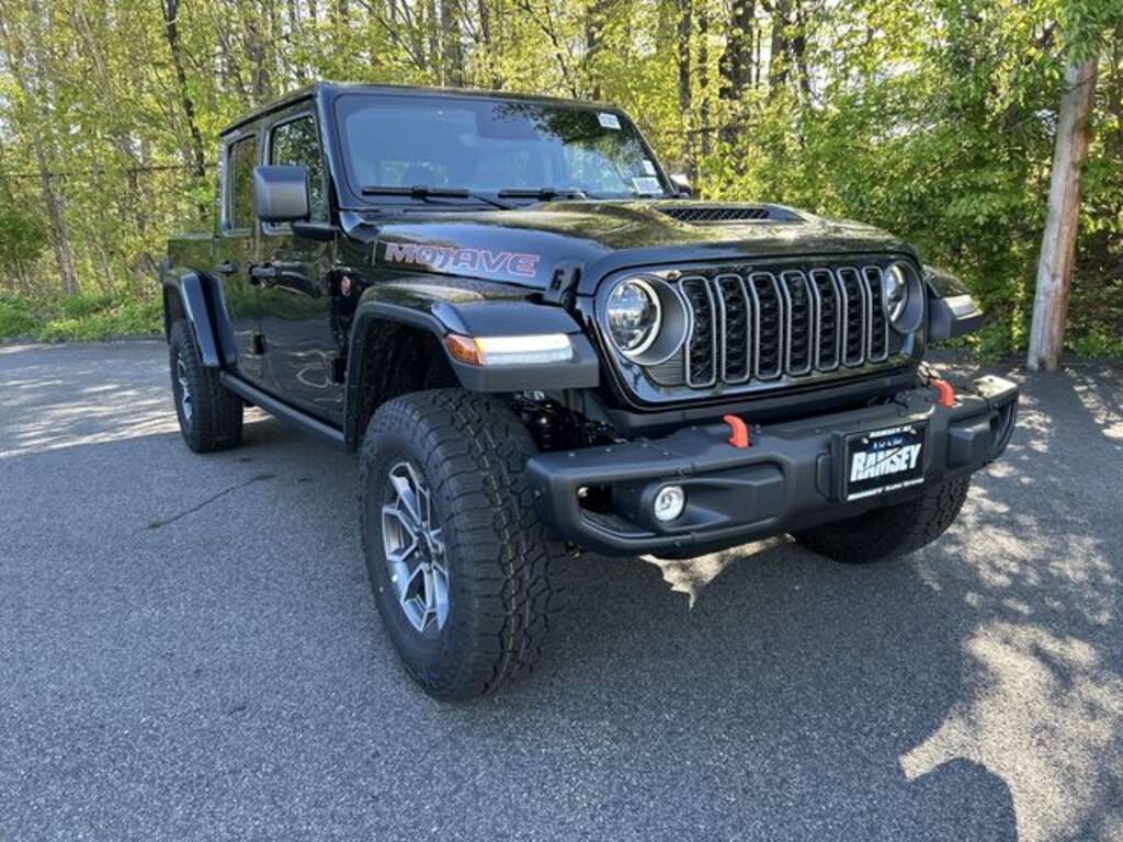 New 2026 Jeep Gladiator MOJAVE X 4X4 Pickup
