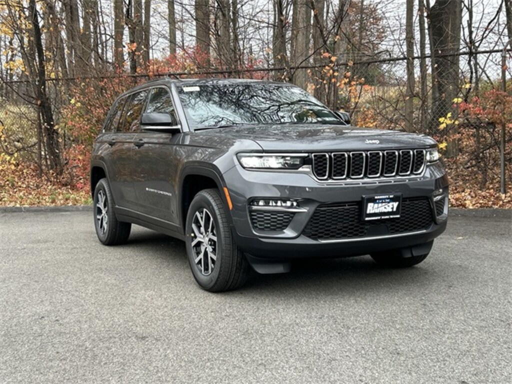 New 2025 Jeep Grand Cherokee LIMITED 4X4 Sport Utility
