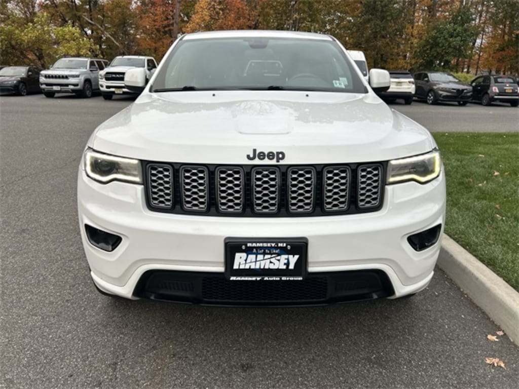 Certified 2021 Jeep Grand Cherokee Laredo SUV