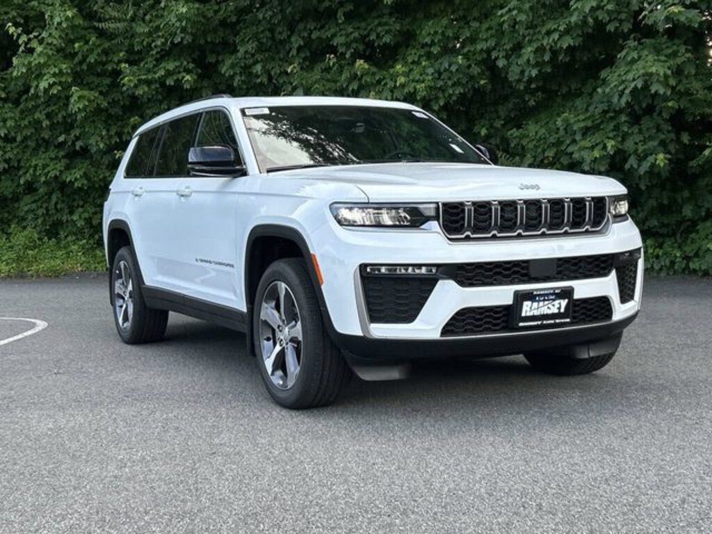 New 2026 Jeep Grand Cherokee L LIMITED 4X4 Sport Utility