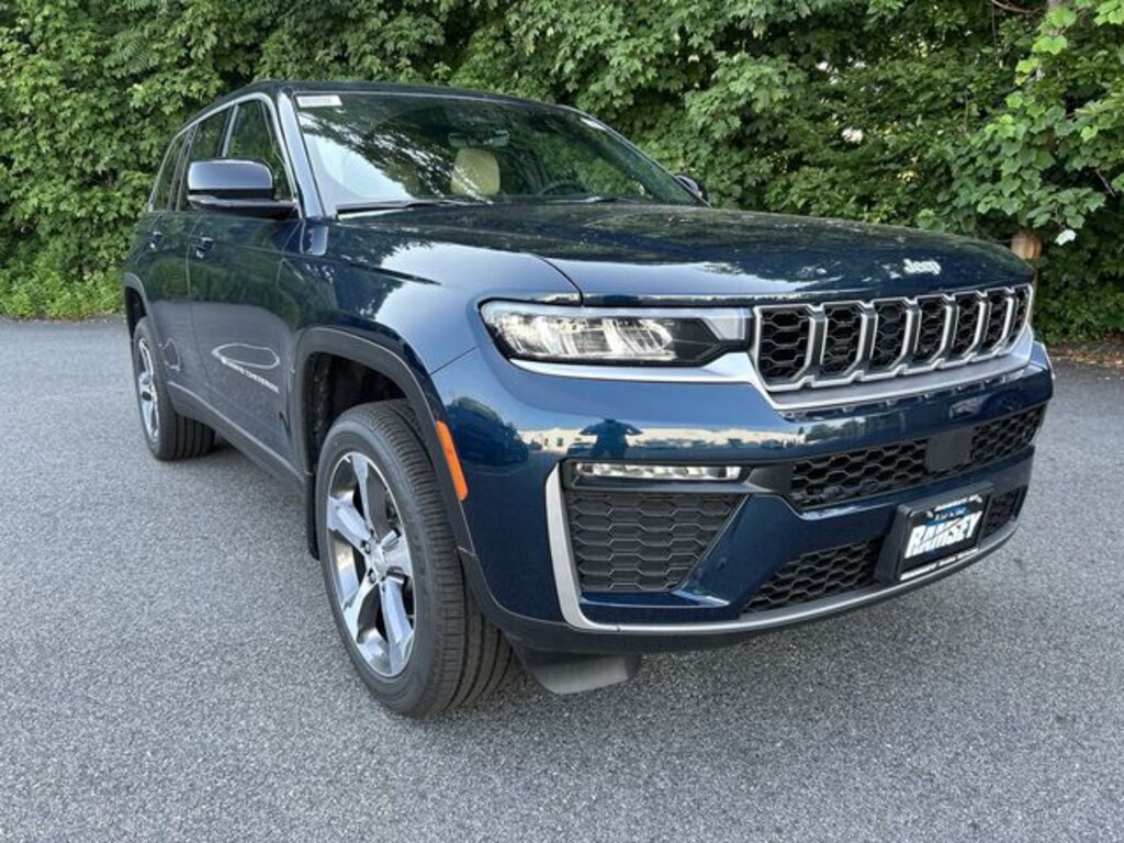 New 2026 Jeep Grand Cherokee LIMITED 4X4 Sport Utility