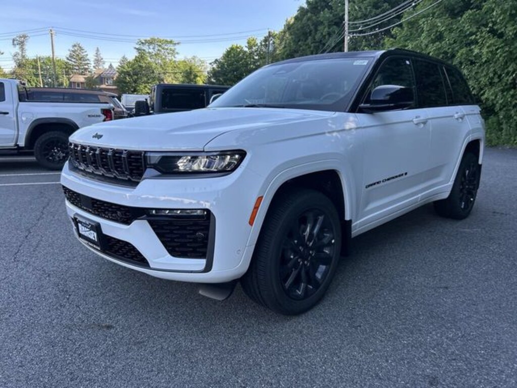 New 2026 Jeep Grand Cherokee LIMITED RESERVE 4X4 Sport Utility