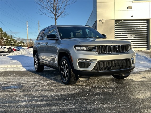 2024 Jeep Grand Cherokee Limited's photo