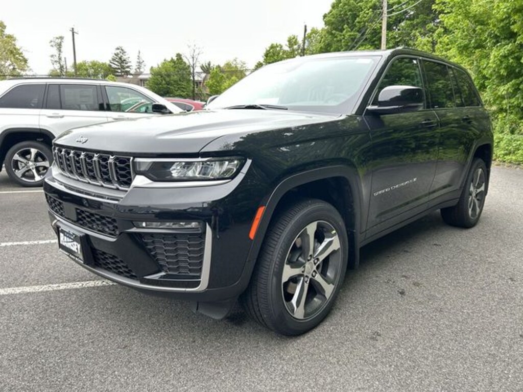 New 2026 Jeep Grand Cherokee LIMITED 4X4 Sport Utility