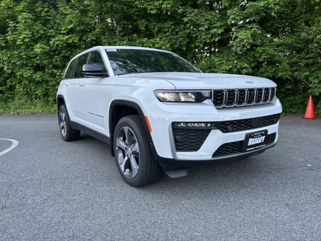 New 2026 Jeep Grand Cherokee LIMITED 4X4 Sport Utility