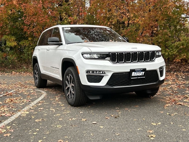 2025 Jeep Grand Cherokee Limited's photo
