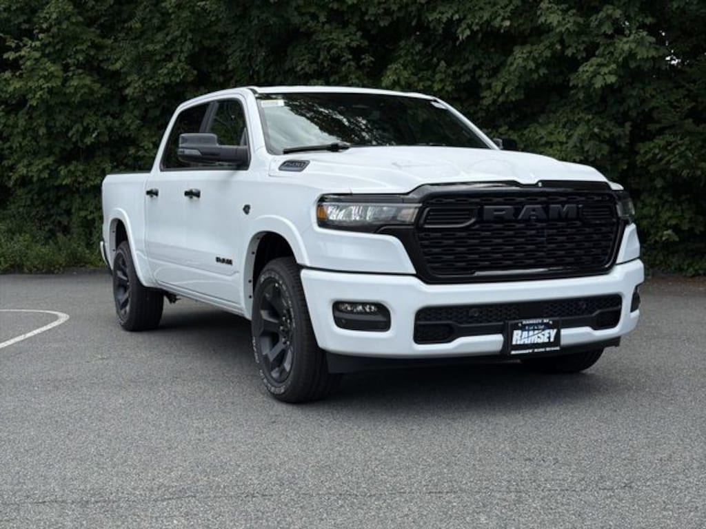 New 2027 Ram 1500 BIG HORN CREW CAB 4X4 5'7 BOX Pickup
