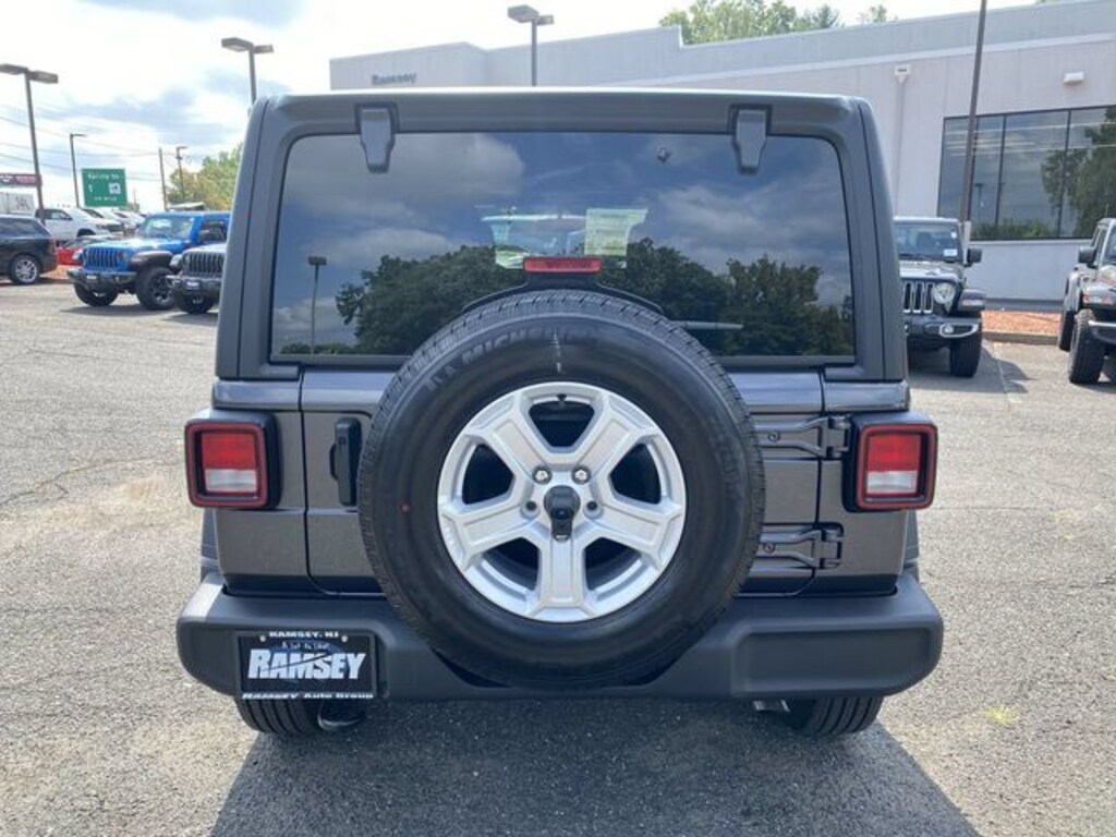 Used 2022 Jeep Wrangler Unlimited Sport SUV