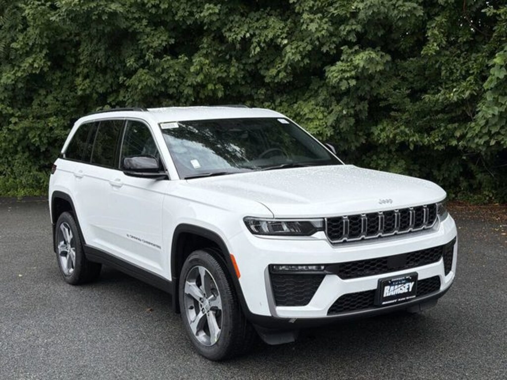New 2026 Jeep Grand Cherokee LIMITED 4X4 Sport Utility