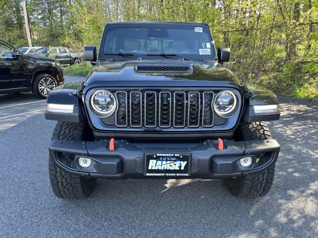 New 2026 Jeep Gladiator MOJAVE X 4X4 Pickup