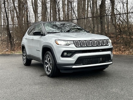 2025 Jeep Compass LIMITED 4X4 Sport Utility