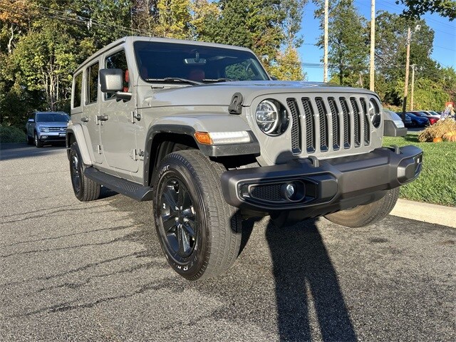 2020 Jeep Wrangler Unlimited Sahara photo 2