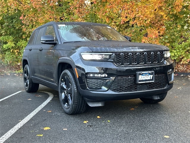 2025 Jeep Grand Cherokee Limited's photo