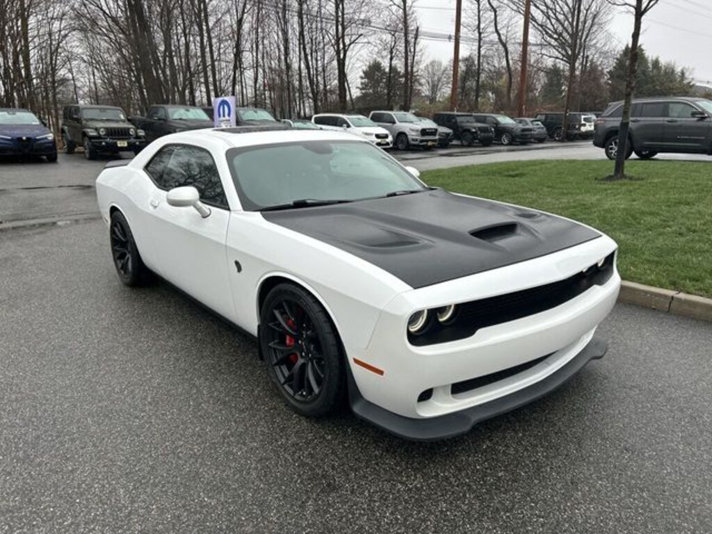 Used 2016 Dodge Challenger SRT Hellcat Coupe