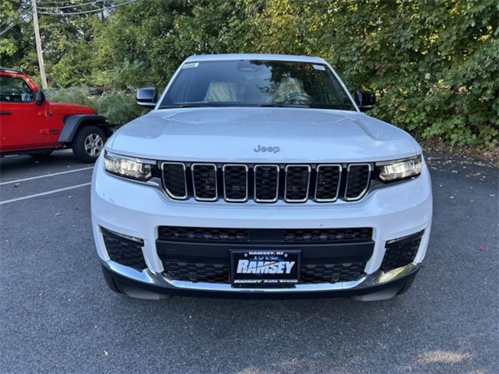 New 2025 Jeep Grand Cherokee L L LIMITED 4X4 Sport Utility