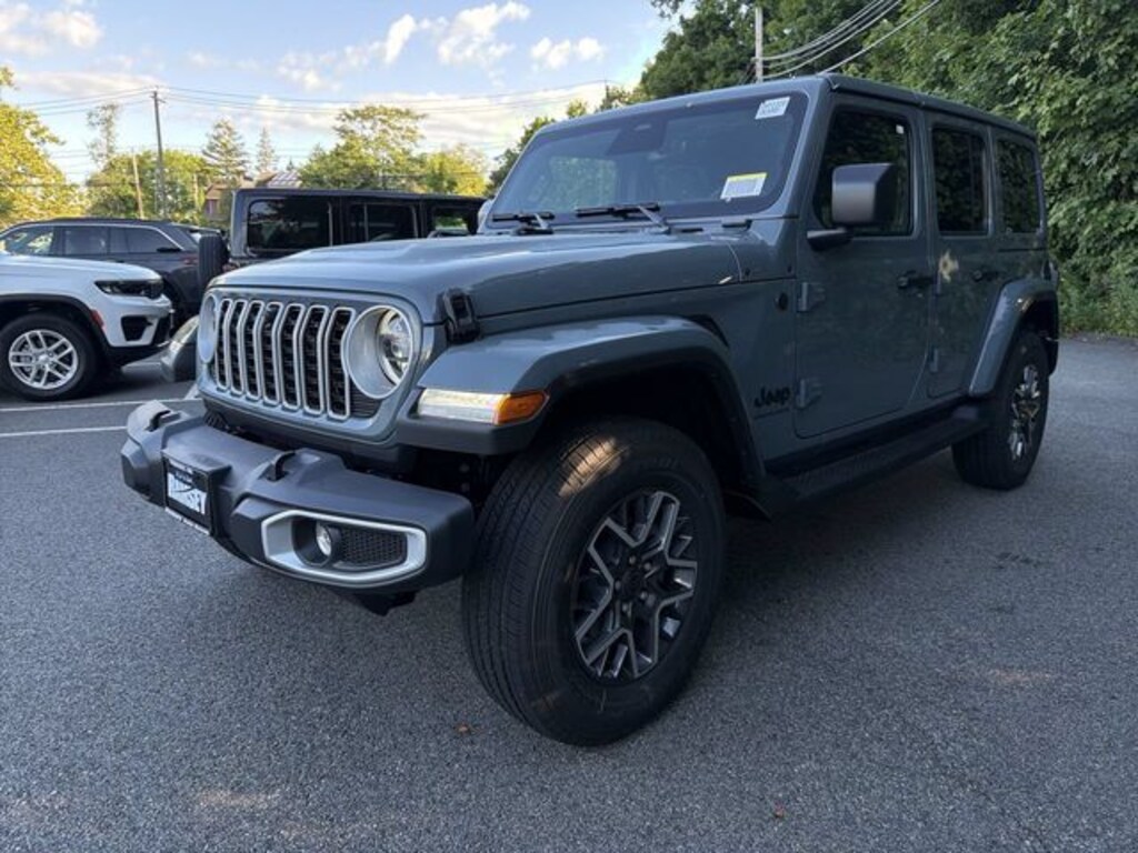 New 2026 Jeep Wrangler 4-DOOR SAHARA Sport Utility