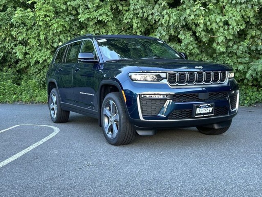 New 2026 Jeep Grand Cherokee L L LIMITED 4X4 Sport Utility