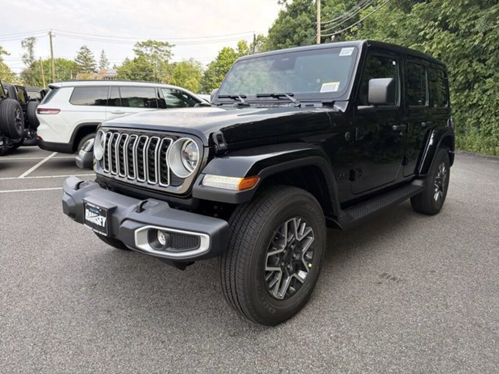 New 2026 Jeep Wrangler 4-DOOR SAHARA Sport Utility
