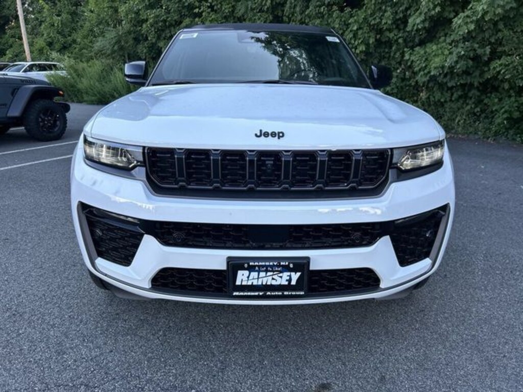New 2026 Jeep Grand Cherokee LIMITED RESERVE 4X4 Sport Utility