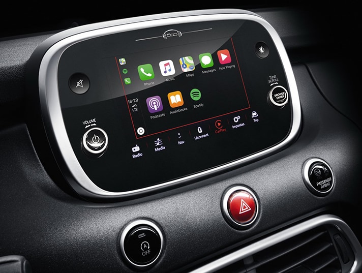 An In-Depth Look at the New 2018 FIAT 500X Uconnect Radio