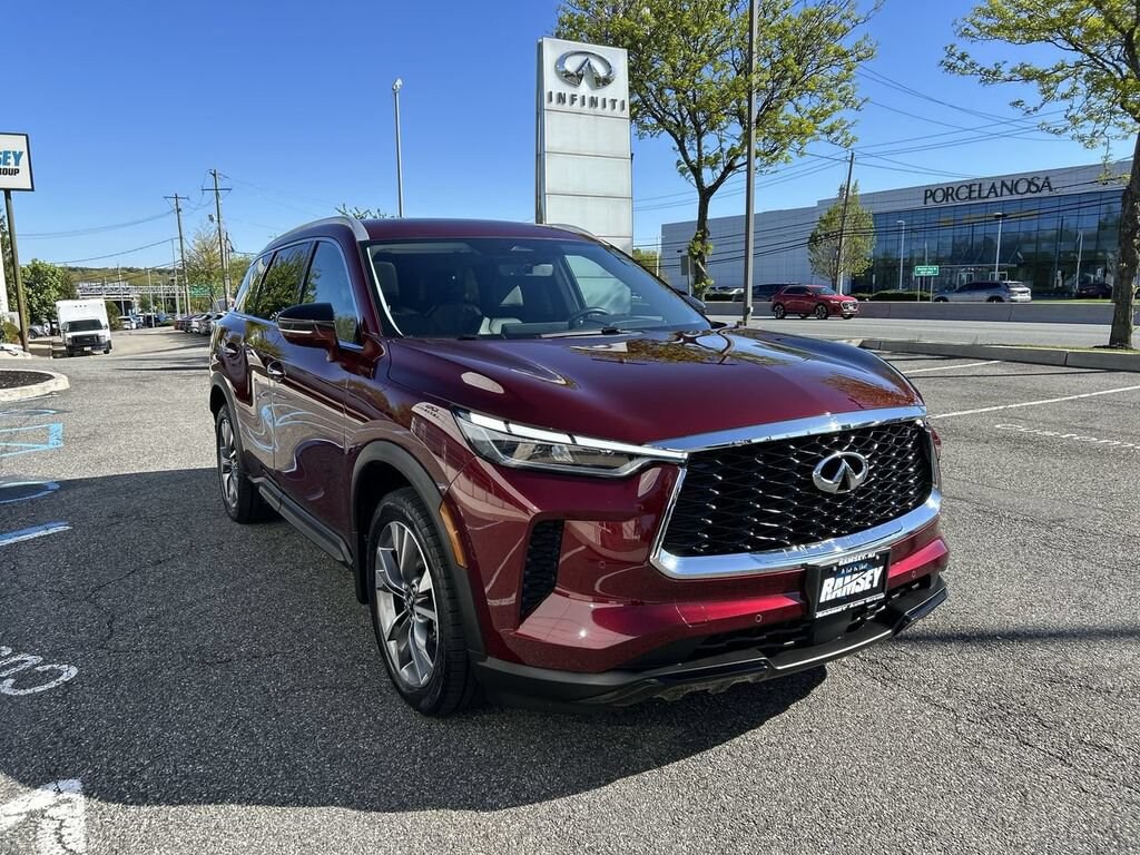 Certified 2023 INFINITI QX60 LUXE SUV