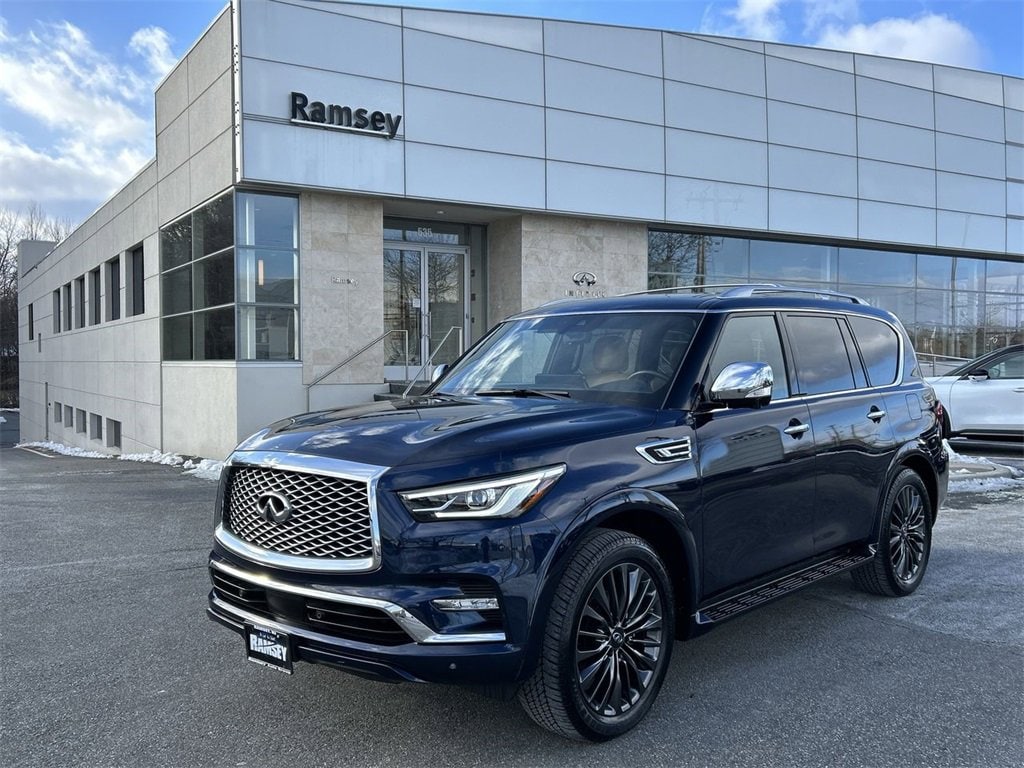 2024 INFINITI QX80 Sensory 4WD's photo