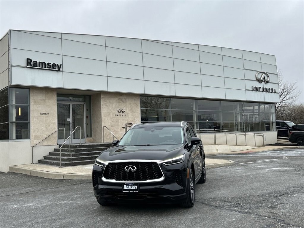 Certified 2023 INFINITI QX60 LUXE SUV