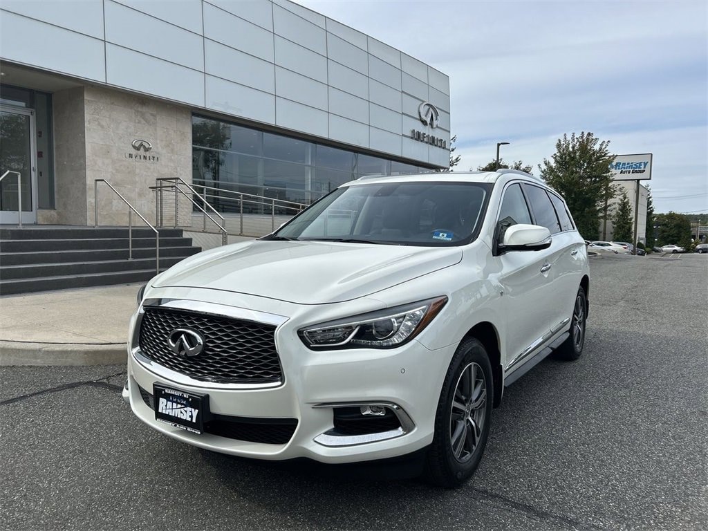 Used 2018 INFINITI QX60  SUV
