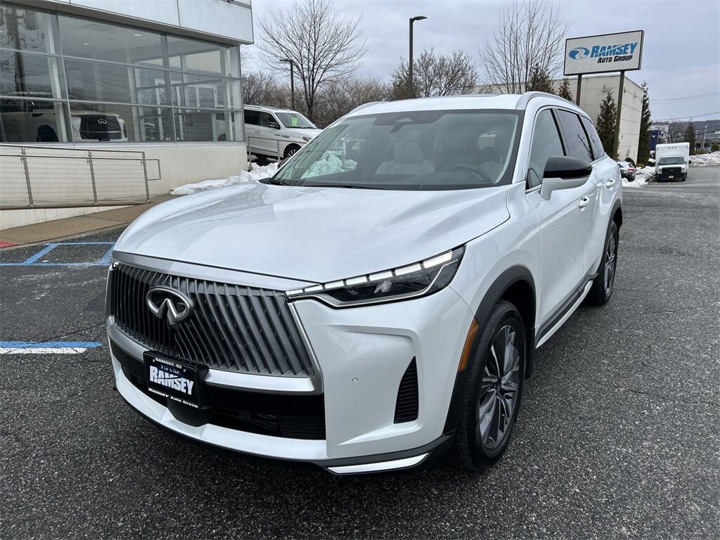 New 2026 INFINITI QX60 LUXE SUV