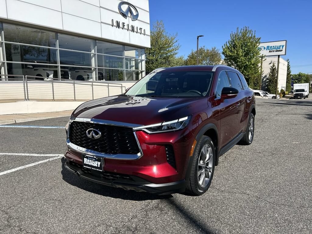 Certified 2023 INFINITI QX60 LUXE SUV