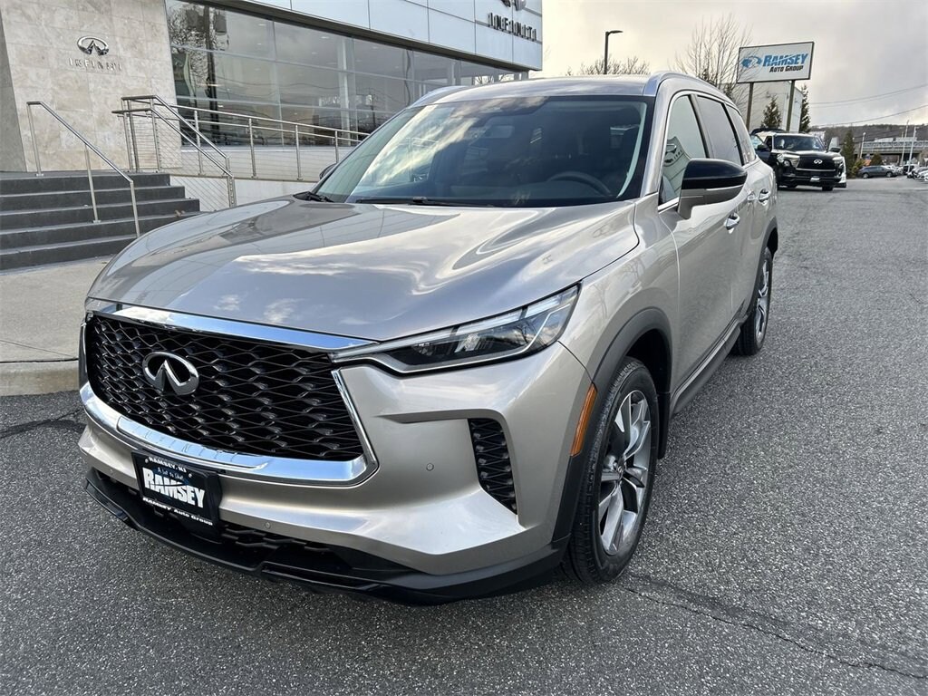 Certified 2023 INFINITI QX60 LUXE SUV