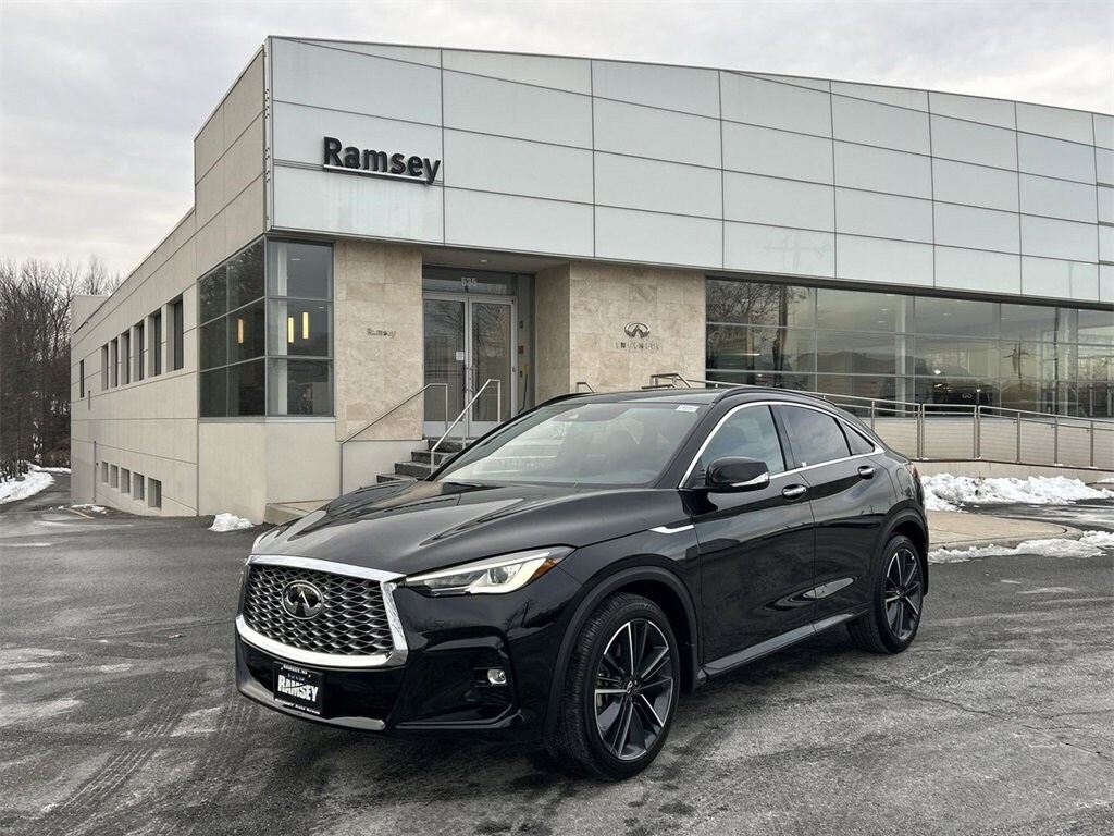 New 2025 INFINITI QX55 LUXE SUV