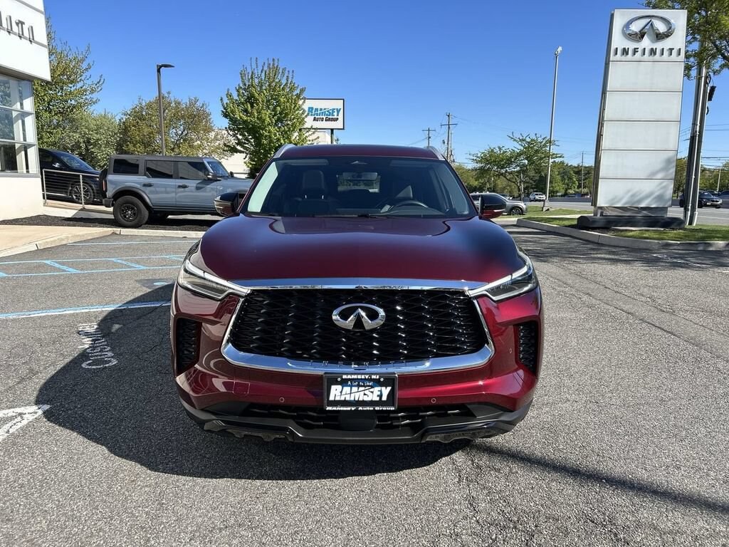 Certified 2023 INFINITI QX60 LUXE SUV
