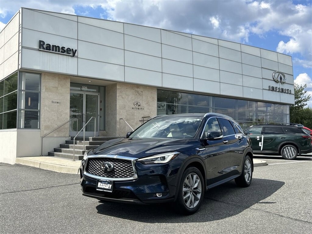 Certified 2021 INFINITI QX50 LUXE SUV