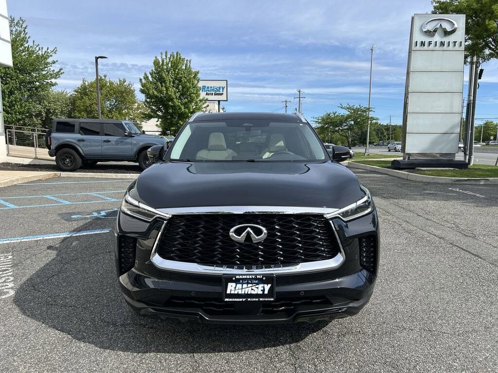 Certified 2023 INFINITI QX60 LUXE SUV