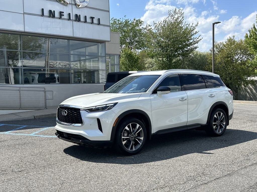 Certified 2023 INFINITI QX60 LUXE SUV