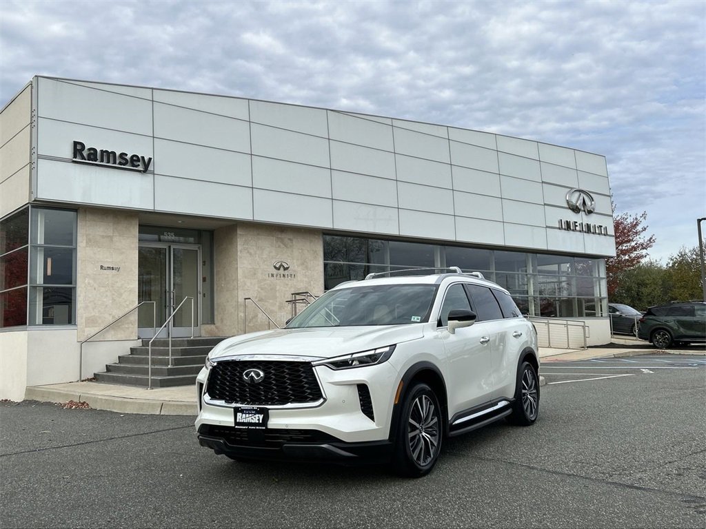 2025 INFINITI QX60 SENSORY's photo
