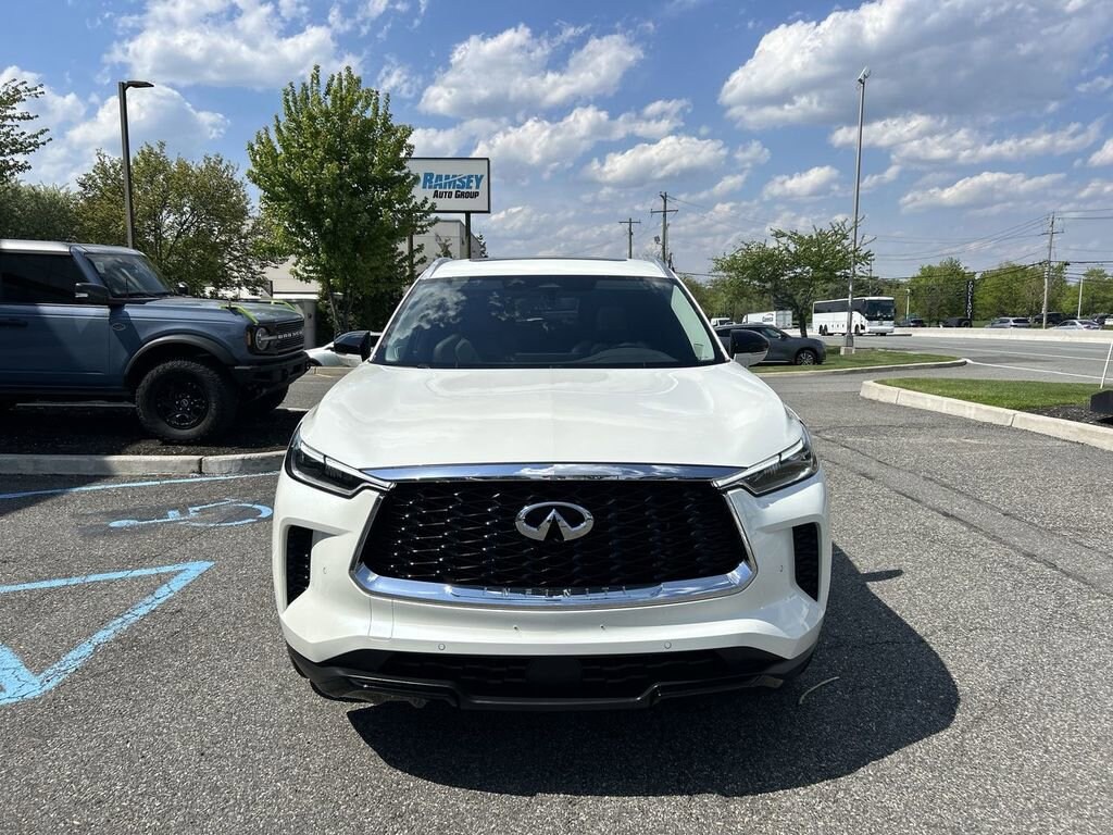 Certified 2023 INFINITI QX60 LUXE SUV
