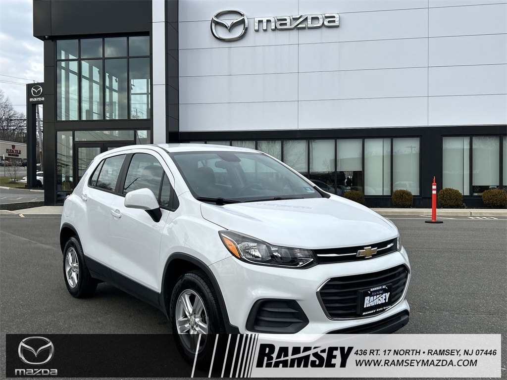 2018 Chevrolet Trax LS's photo