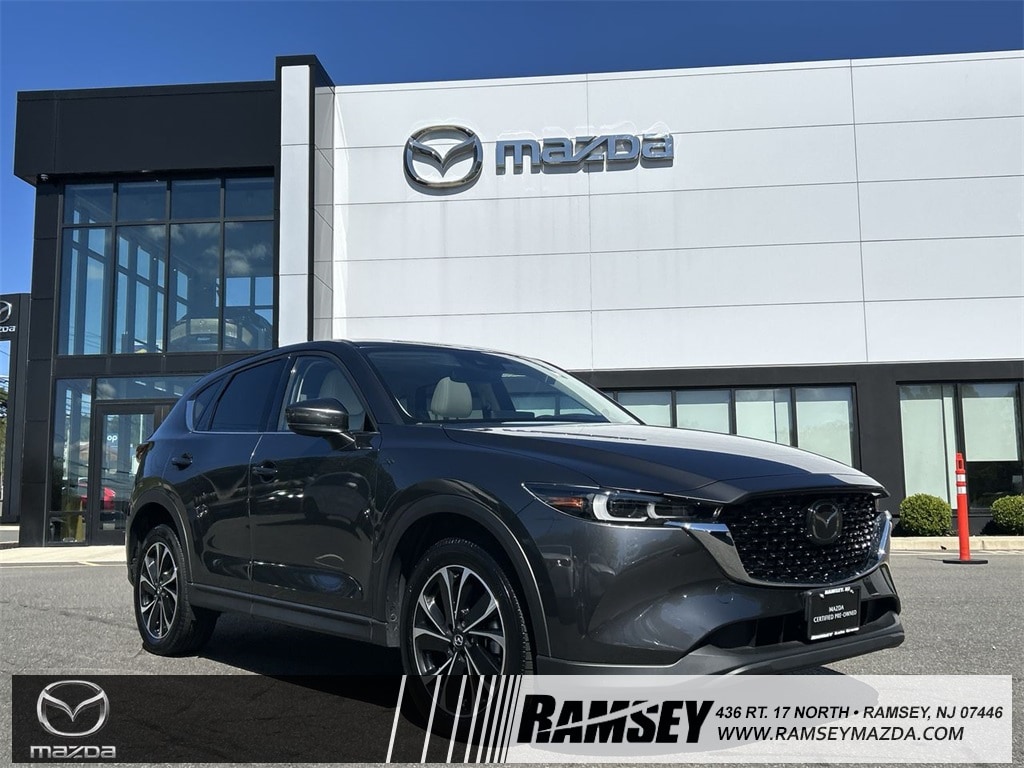 2022 Mazda CX-5 S Premium Plus package's photo